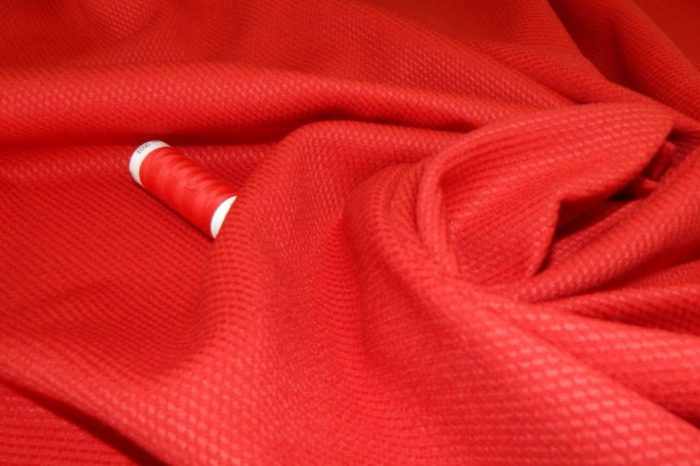 Красная ткань - часть целебных заговоров